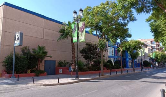 Activo inmobiliario del Grupo Alfil: centro de ocio y cines en Fuengirola