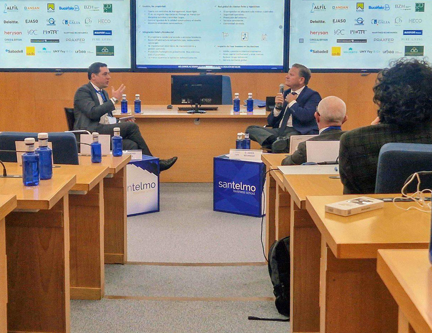 Lee más sobre el artículo Expertos de la Cátedra Real Estate Alfil destacan el alza del 40% en el mercado residencial de lujo​